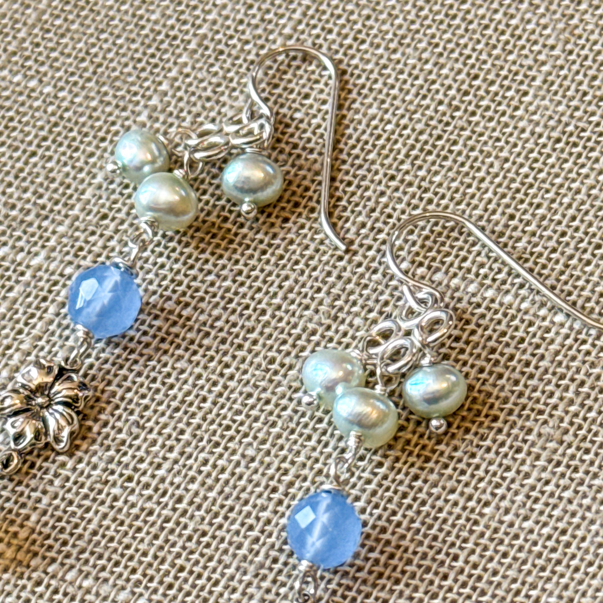 06 Earrings