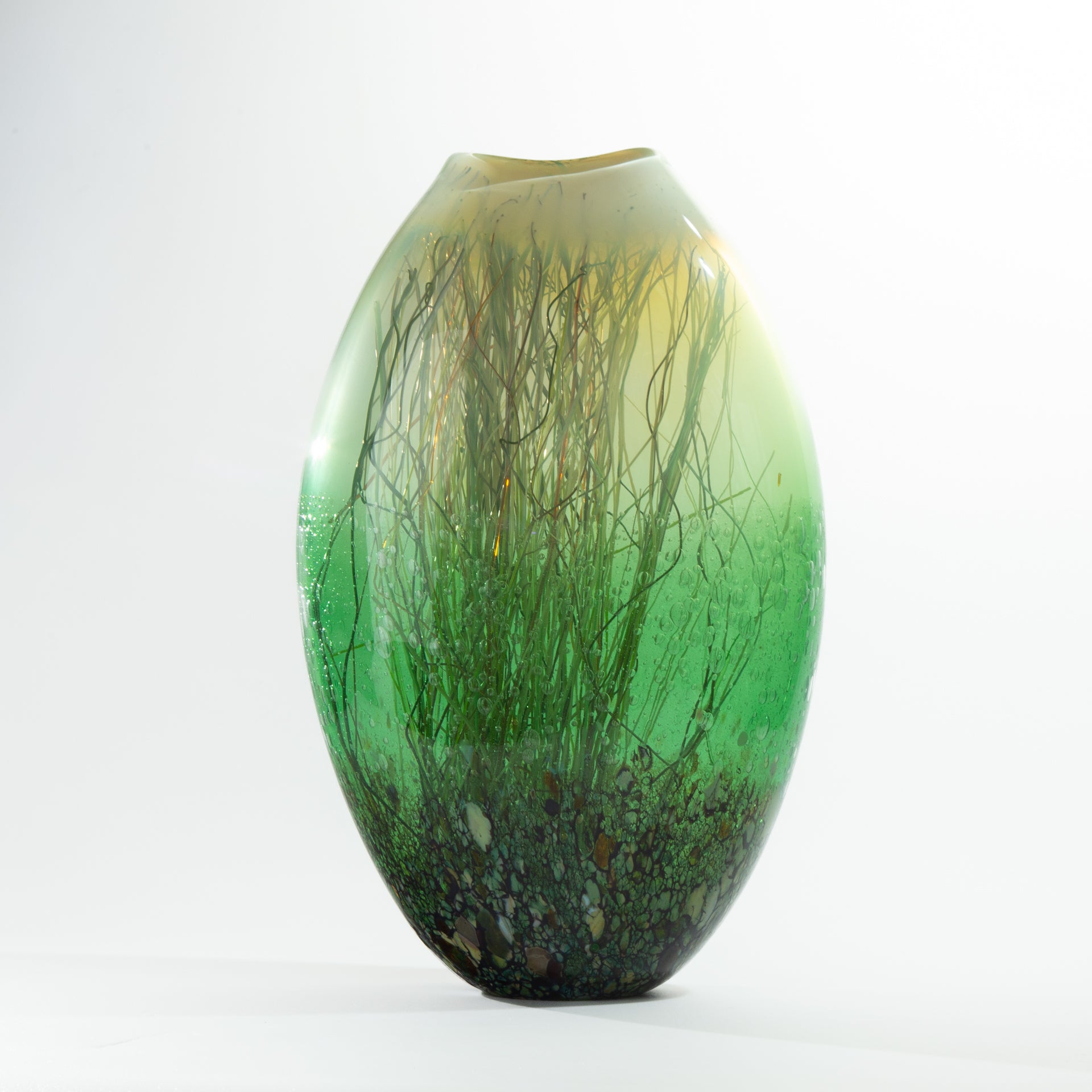 Iris Vanilla Green & Bubbles Vessel