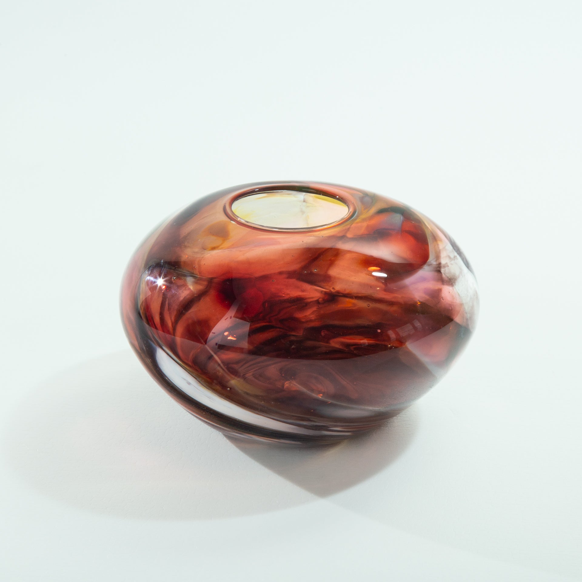 Cream Gold & Ruby Vessel