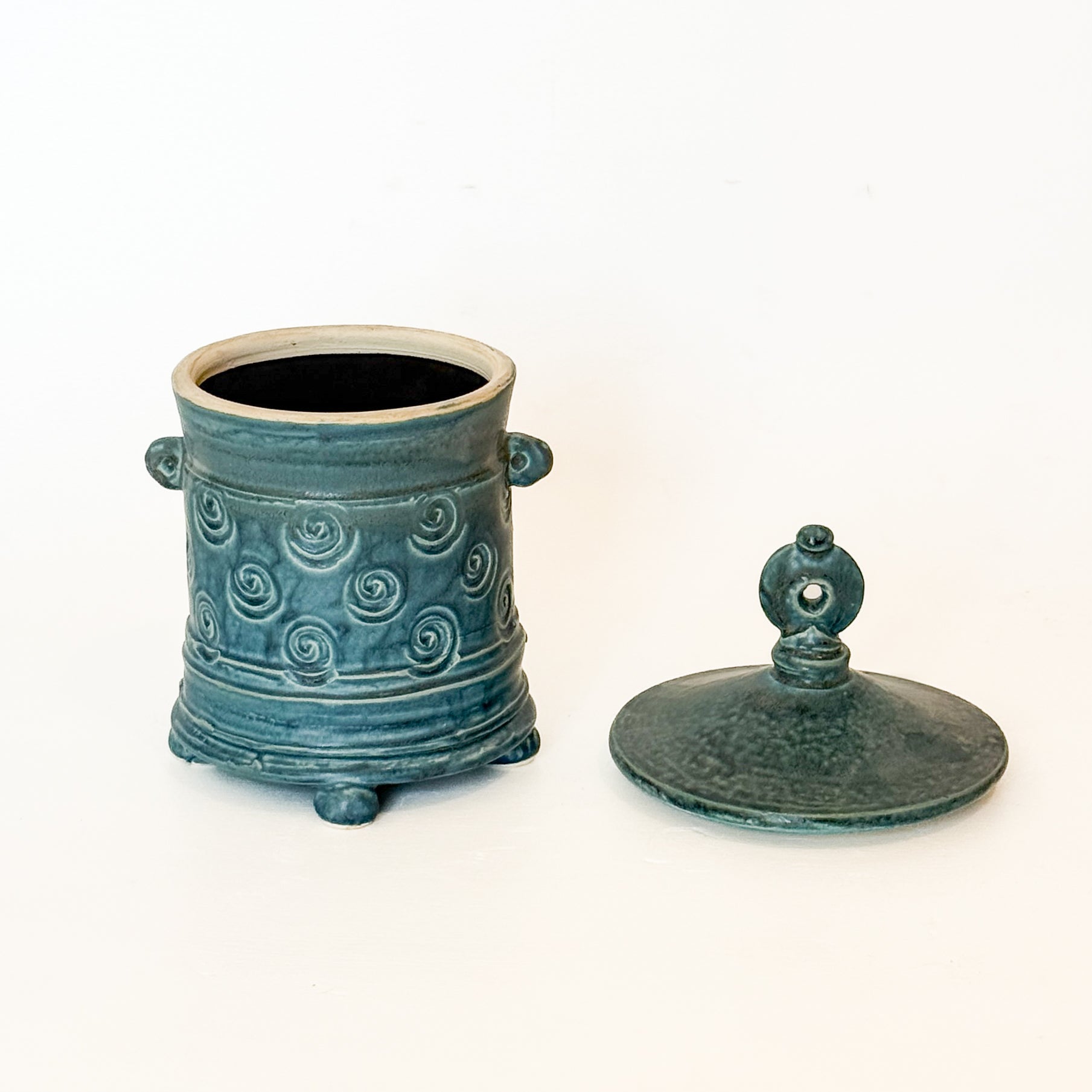 Small Lidded Jar 304
