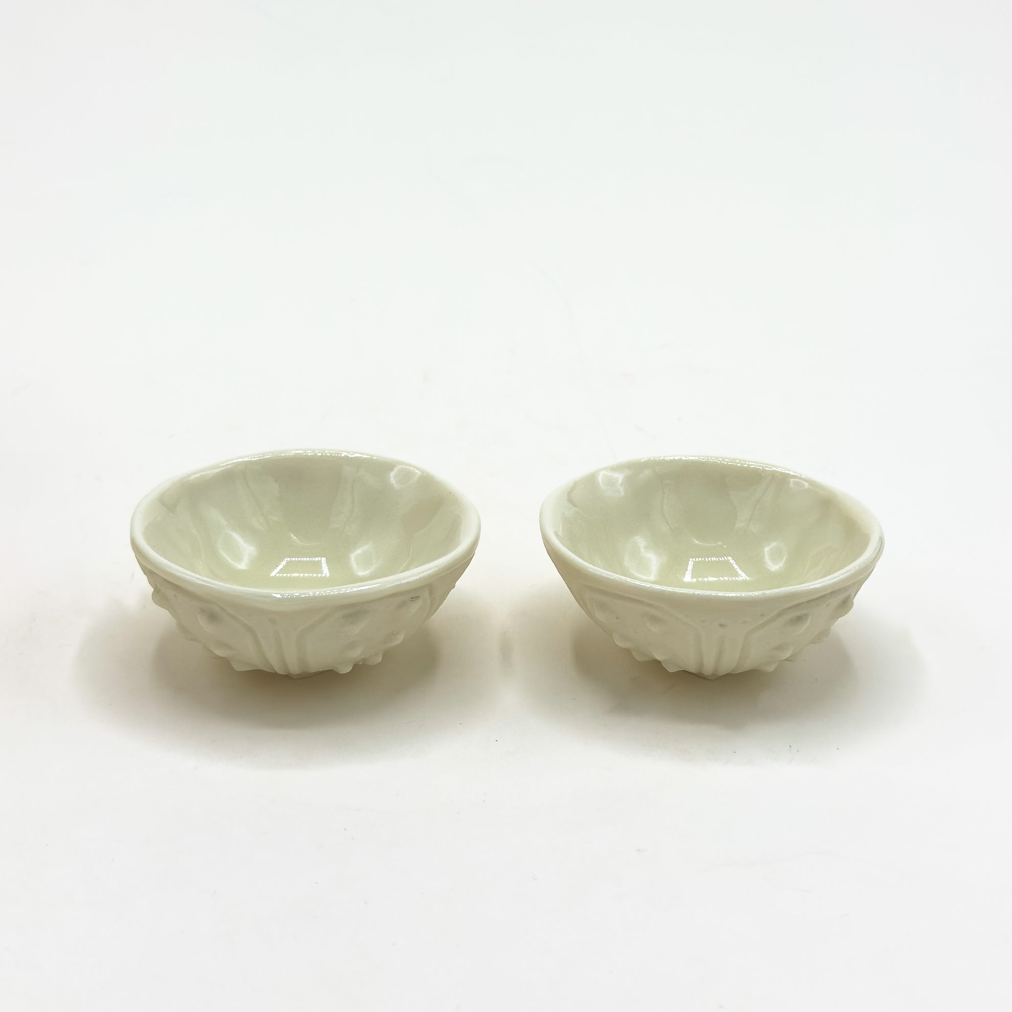 Urchin Mini Bowl - White (Boxed Set of 2)
